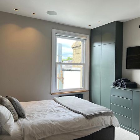 Convenient Clapham Junction Flat Apartment ลอนดอน ภายนอก รูปภาพ